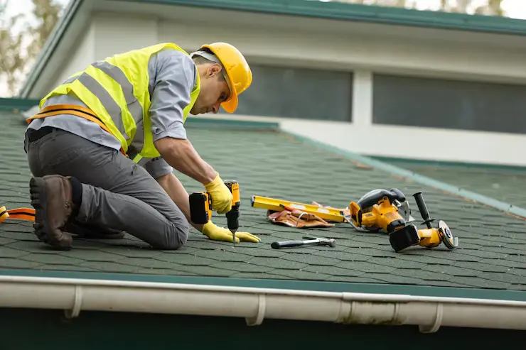 Roofing Repair Los Angeles Common Issues and How to Fix Them Safely
