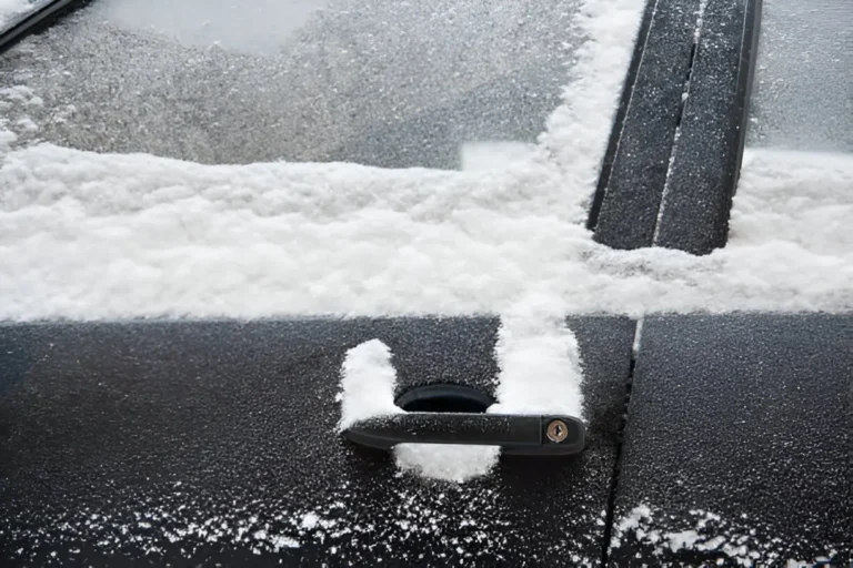 How to Handle a Car Lockout Without Damaging Your Vehicle