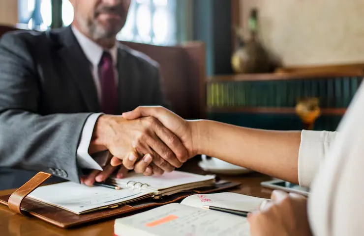 When to Hire a Toronto Criminal Lawyer Essential Timing for Your Defence