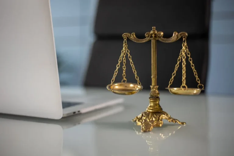 Car Accident Lawsuits What to Expect When Working with an Attorney