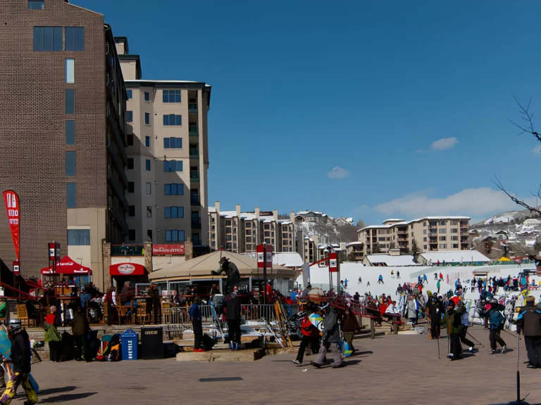 Why Couples Are Choosing Steamboat Springs for Waterfront Weddings