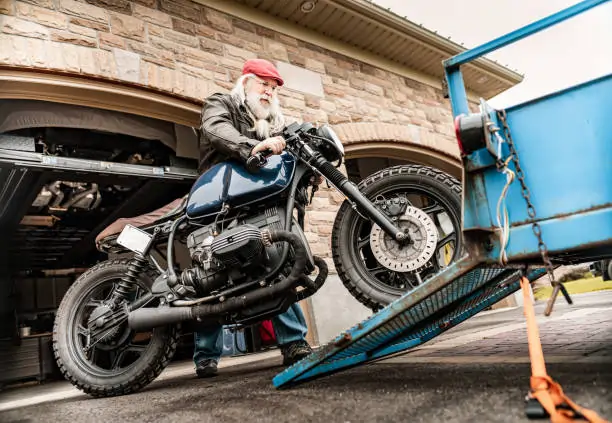 Finding the Right Motorcycle Movers in Ohio