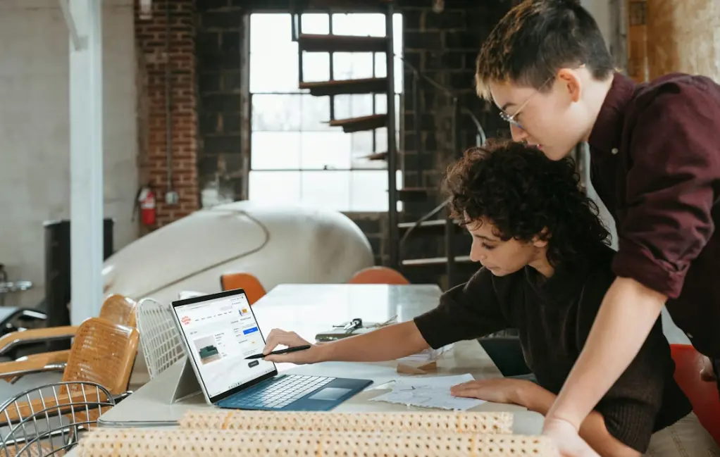 How Small Businesses Can Use AI to Fast-Track Growth