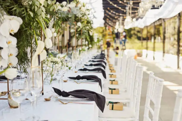 Five Red Flags When Choosing a Wedding Venue