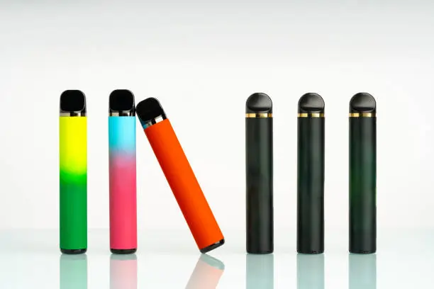 What’s the Difference Between Nicotine-Free and Nicotine-Salt Disposable Vapes?