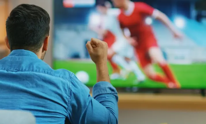 Watching Live Football At Home vs Outside Which Shows A Fan’s True Self More